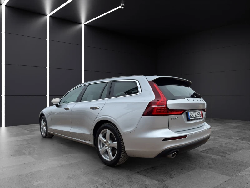 Volvo V60 D4 Германия НАЛИЧНА в гр.София* ЛИЗИНГ* , снимка 5 - Автомобили и джипове - 48047785