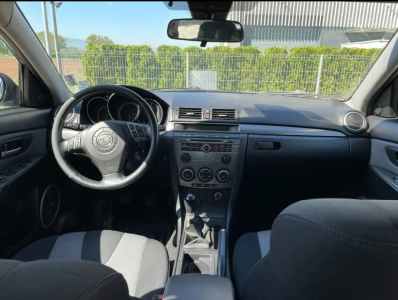 Mazda 3 1.6 Full , снимка 6 - Автомобили и джипове - 48462010