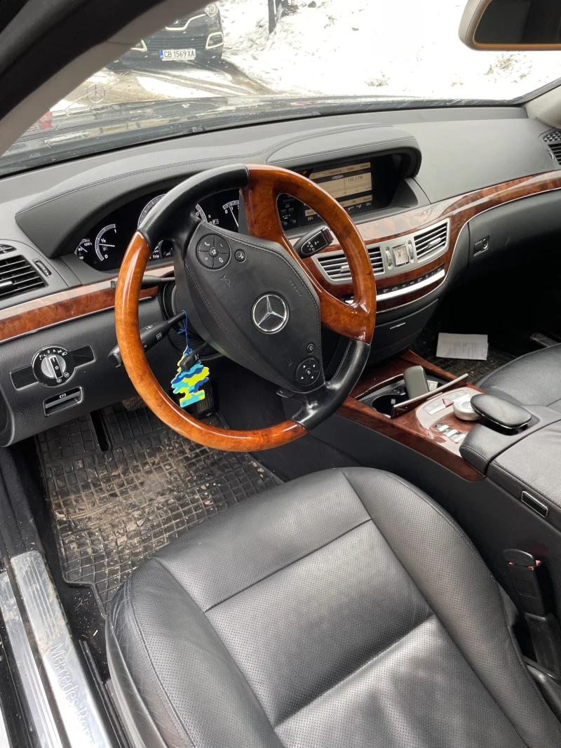 Mercedes-Benz S 550 Бартер, снимка 3 - Автомобили и джипове - 48551305