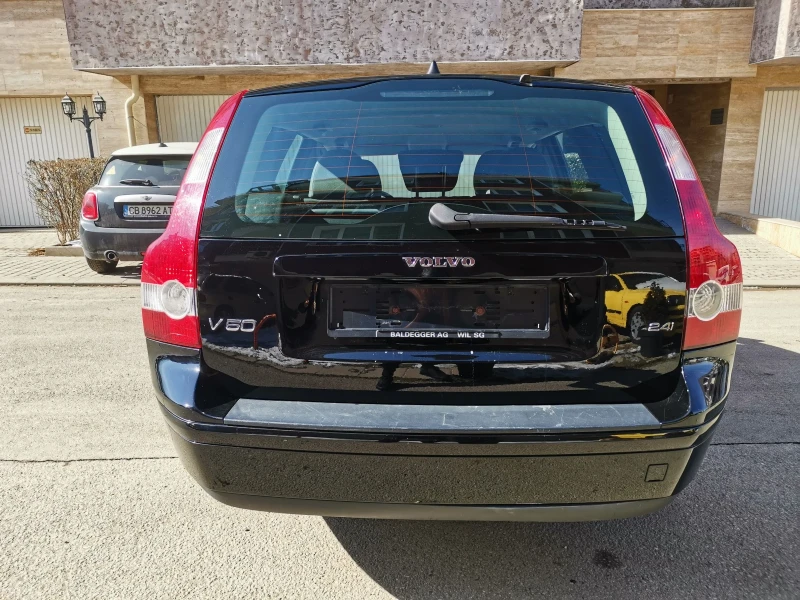 Volvo V50 2.4 SWISS, снимка 6 - Автомобили и джипове - 49232938