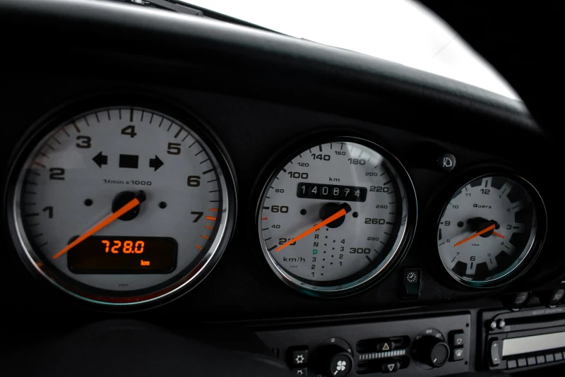 Porsche 911 993 VarioRam, снимка 17 - Автомобили и джипове - 49723358