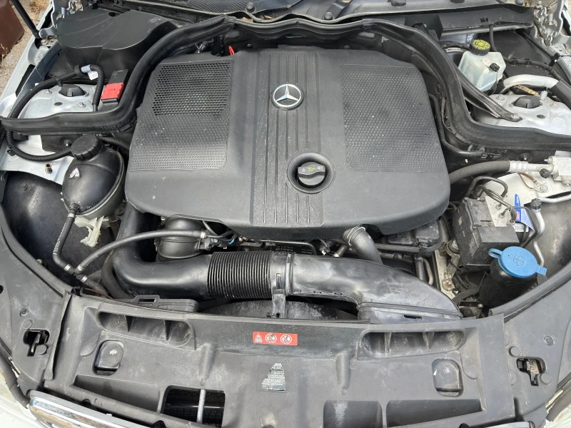 Mercedes-Benz 220, снимка 3 - Автомобили и джипове - 52486232