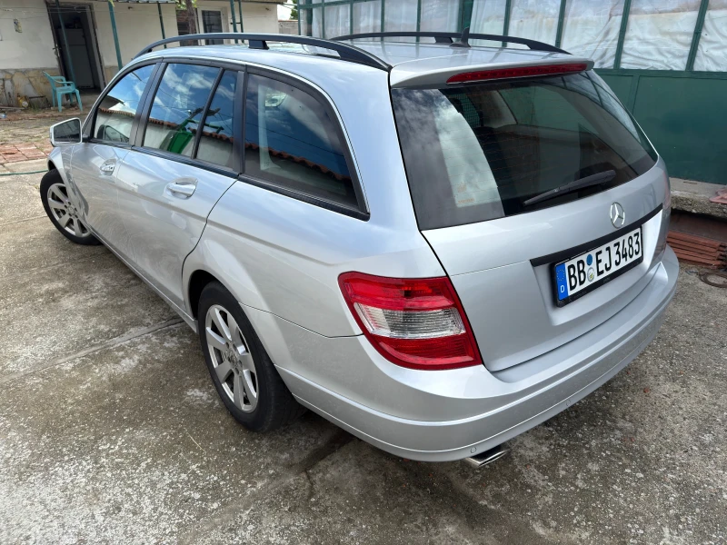 Mercedes-Benz 220, снимка 5 - Автомобили и джипове - 52486232