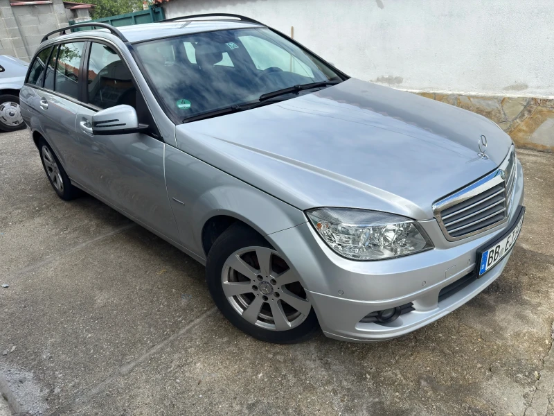 Mercedes-Benz 220, снимка 8 - Автомобили и джипове - 52486232