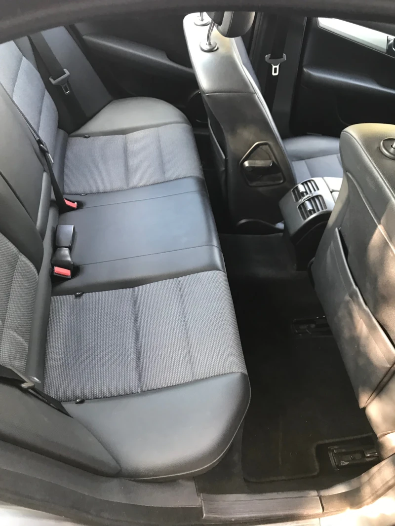Mercedes-Benz C 320 320CDI 4МATiC, снимка 11 - Автомобили и джипове - 52245272