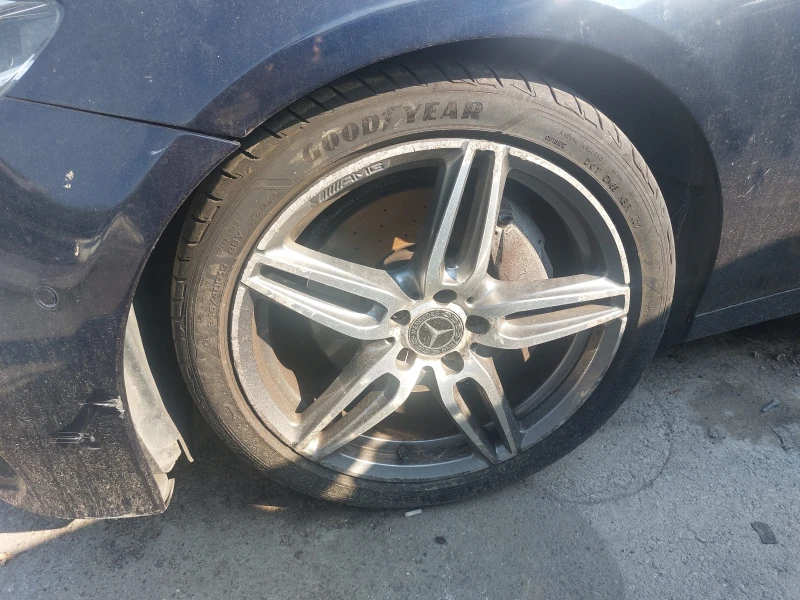 Mercedes-Benz E 220 d W213 AMG Комби, снимка 14 - Автомобили и джипове - 51106328