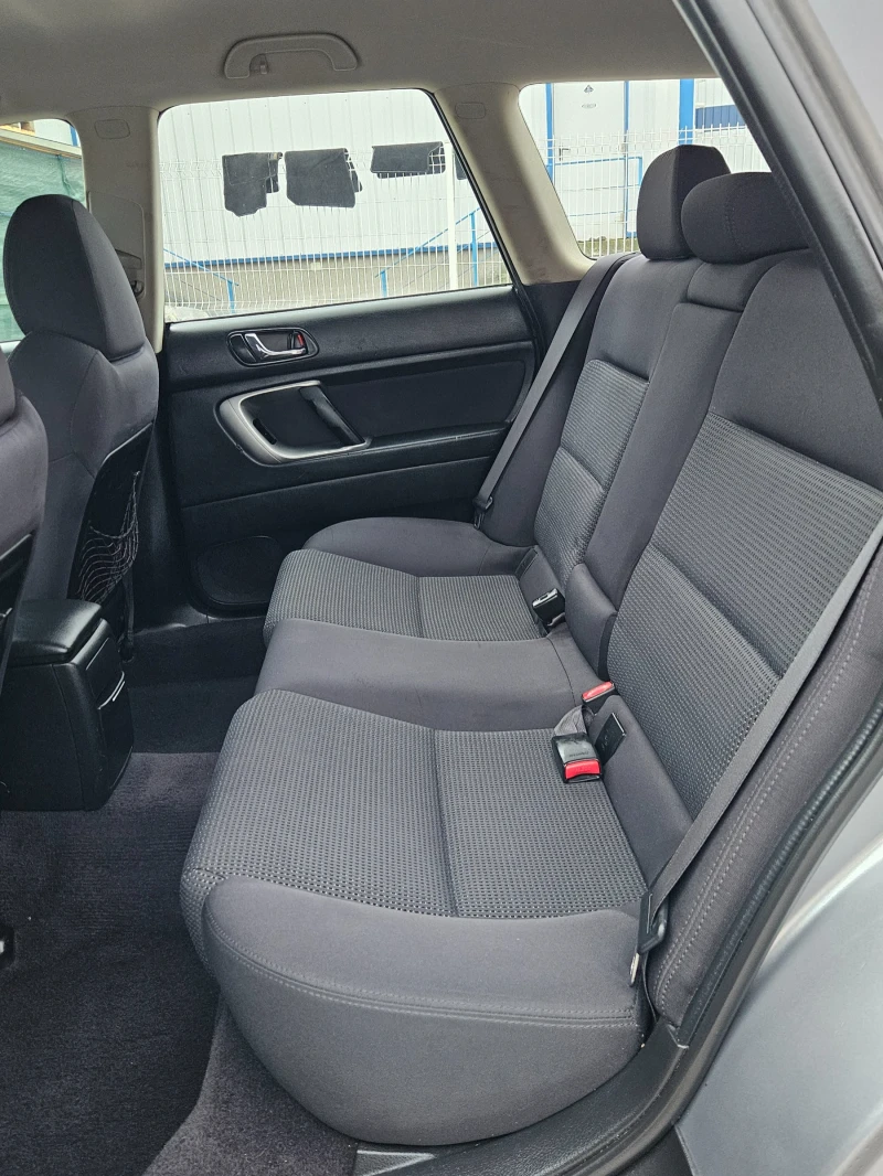 Subaru Legacy 2.0R Швейцария, снимка 11 - Автомобили и джипове - 53036296