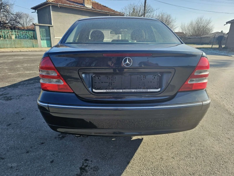 Mercedes-Benz C 180 Kompressor, снимка 5 - Автомобили и джипове - 53130909