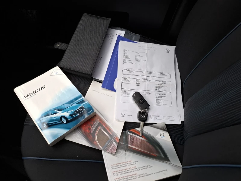 Mazda 5 2.0 SPORT SWISS, снимка 17 - Автомобили и джипове - 53222718