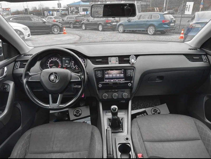 Skoda Octavia 1.6 TDI 105кс. Clima, снимка 5 - Автомобили и джипове - 53371163