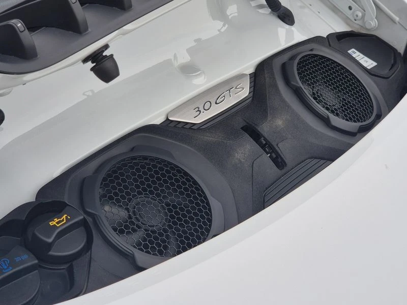 Porsche 911 Carrera GTS| 473к.с.| ВКЛ.ТЕХНОТЕСТ, снимка 6 - Автомобили и джипове - 55375739