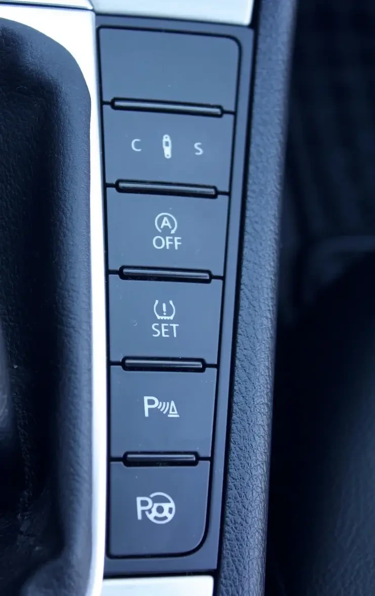VW Passat BlueMotion , снимка 7 - Автомобили и джипове - 55413515