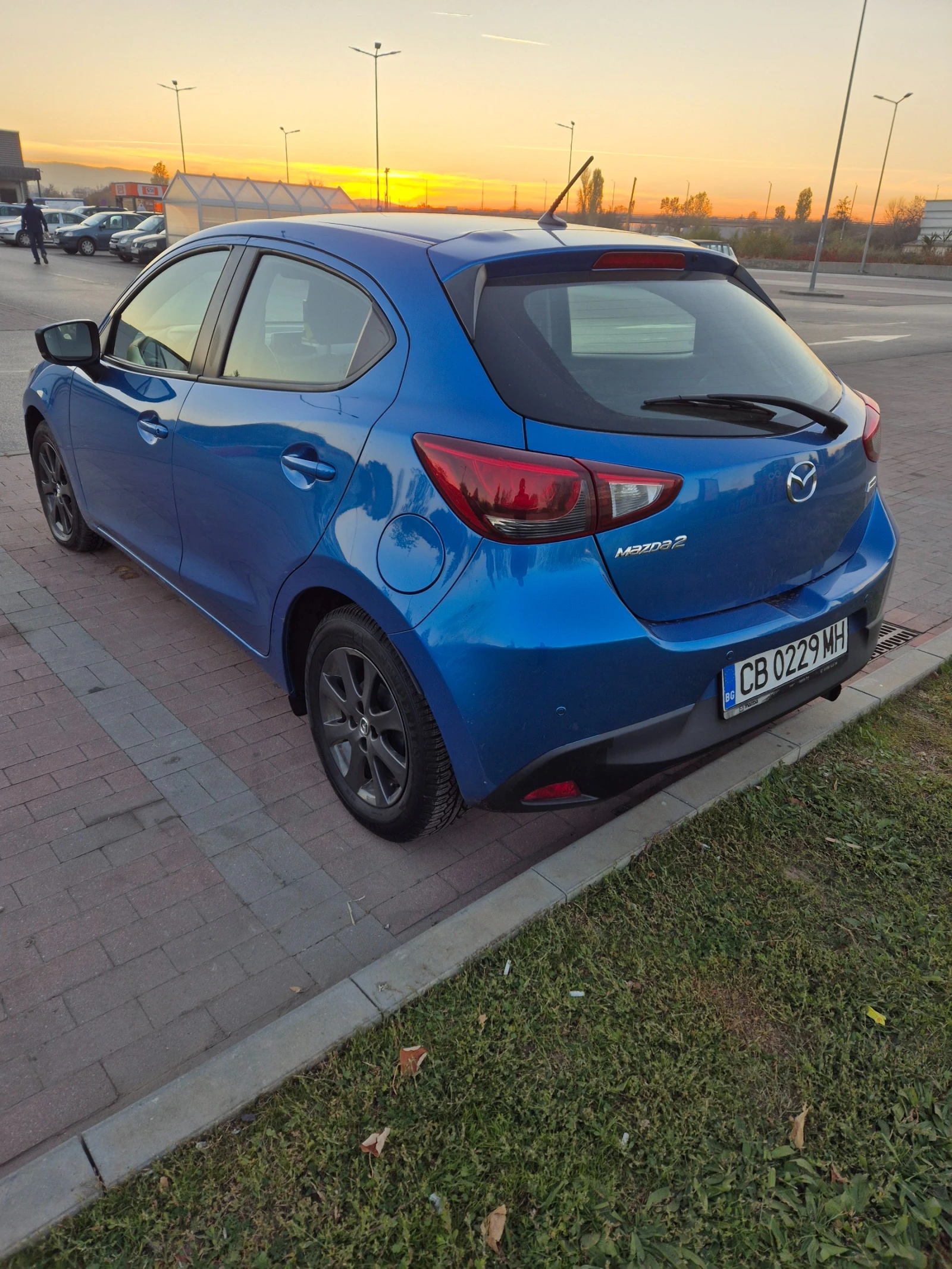 Mazda 2 1.5    85000 км - изображение 5