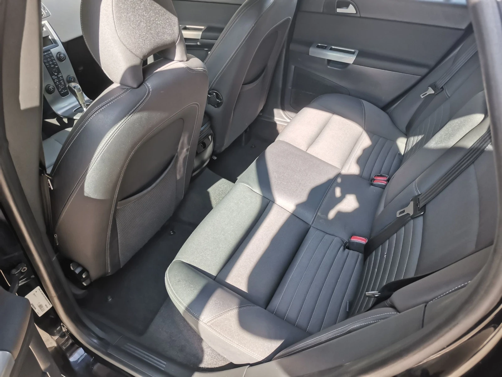 Volvo V50 2.4 SWISS | Mobile.bg   11