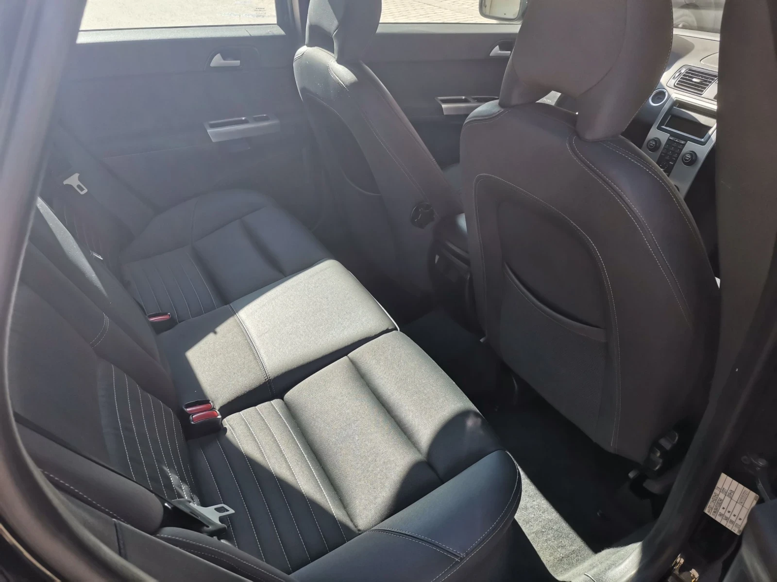 Volvo V50 2.4 SWISS | Mobile.bg   12