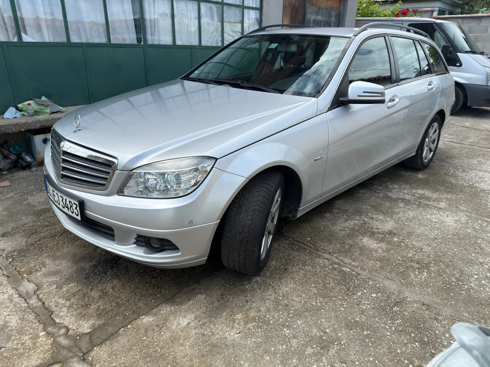 Mercedes-Benz 220  - изображение 4