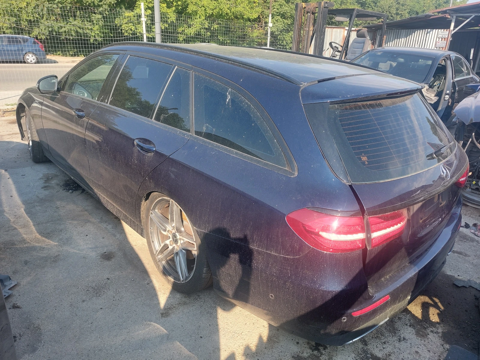 Mercedes-Benz E 220 d W213 AMG Комби - изображение 8