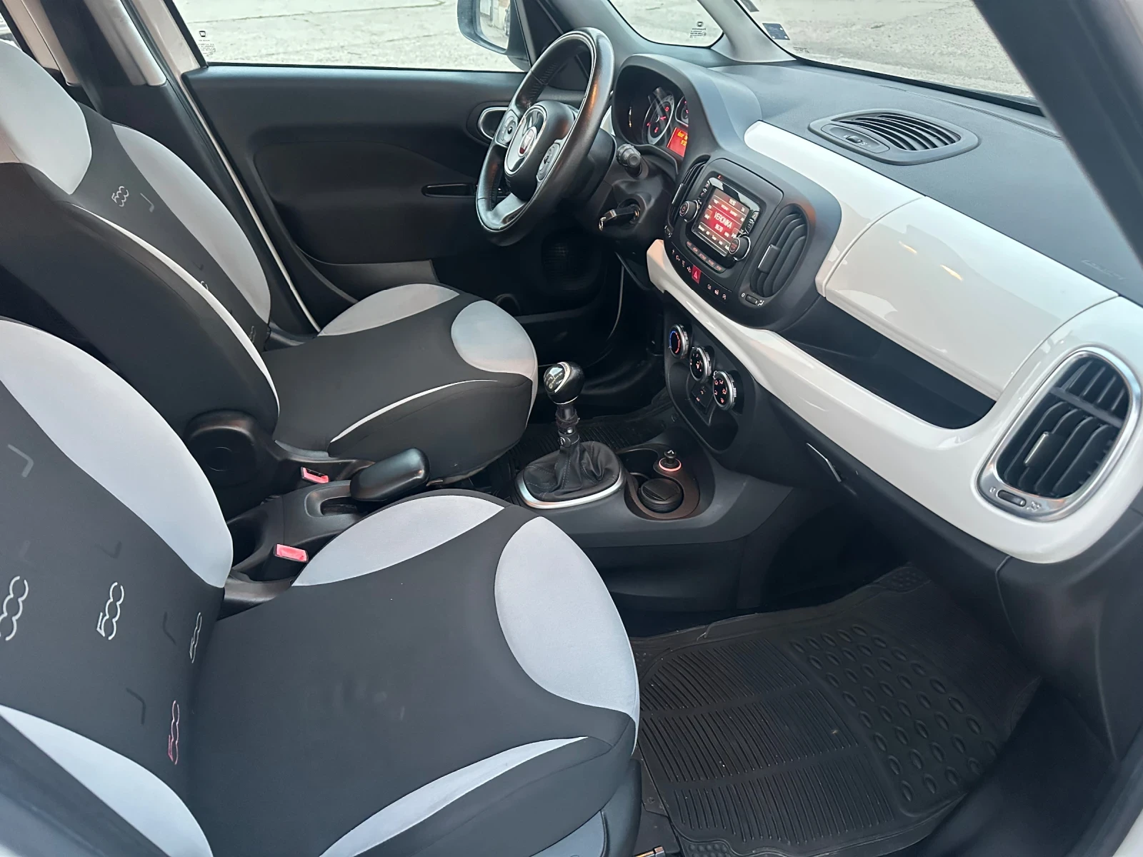 Fiat 500L | Mobile.bg   13