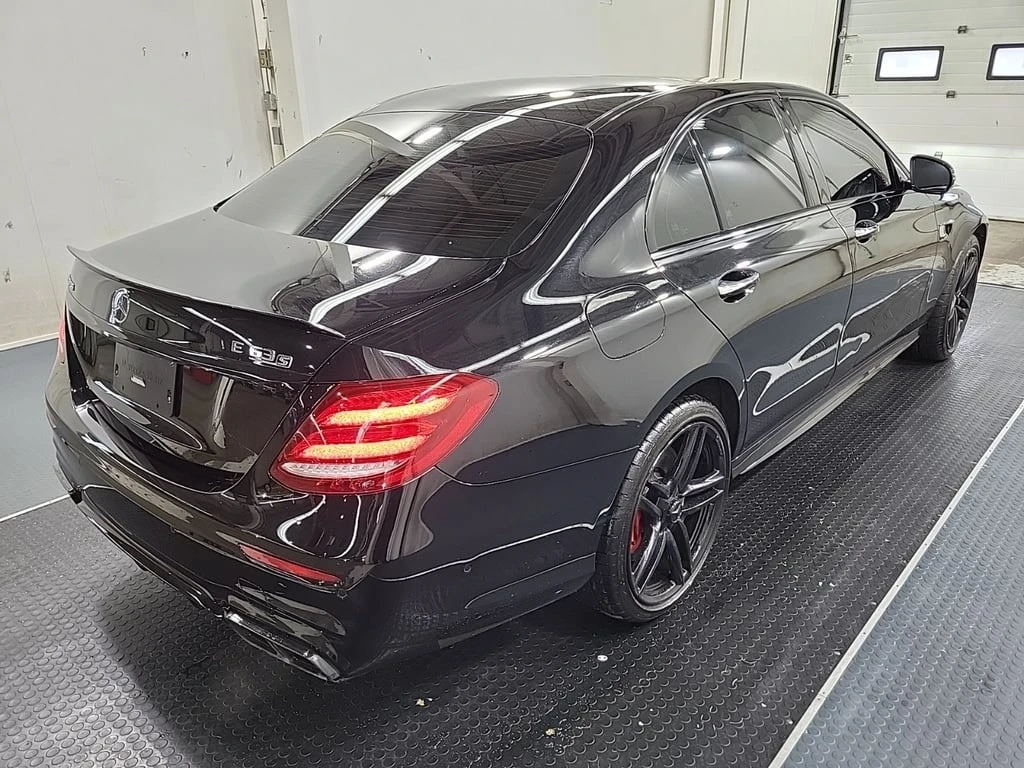 Mercedes-Benz AMG GT C * E 63 S * CARFAX * ���� �� �� | Mobile.bg � ����������� 4