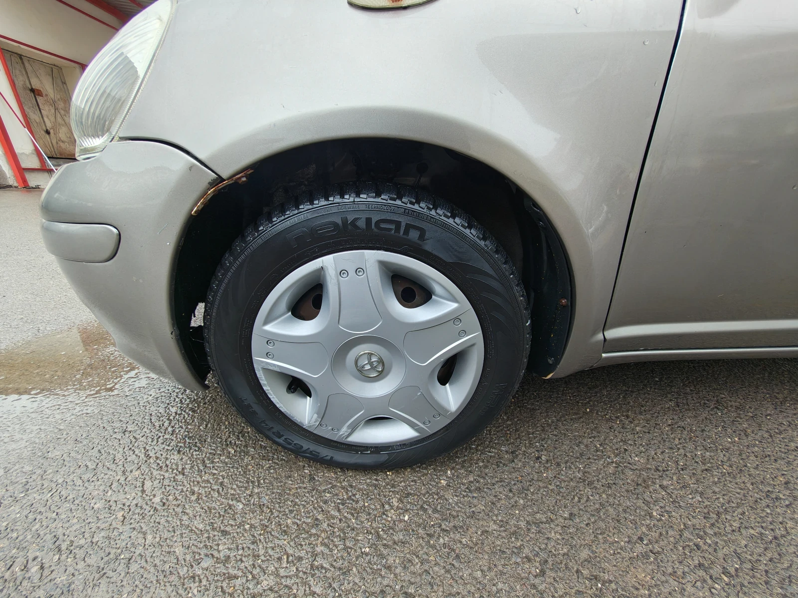 Toyota Yaris, снимка 5 - Автомобили и джипове - 54015475