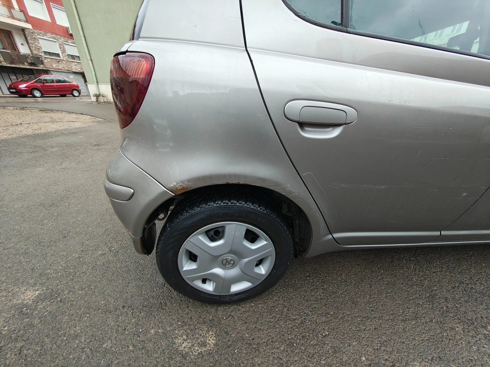 Toyota Yaris, снимка 3 - Автомобили и джипове - 54015475