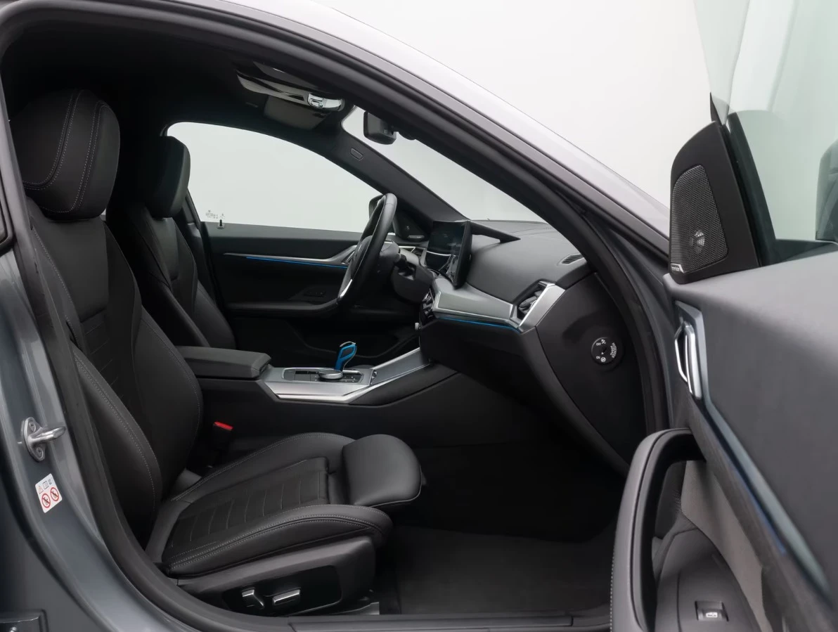 BMW i4 eDrive40* GranCoupe* H/K* Camera, снимка 7 - Автомобили и джипове - 54064753