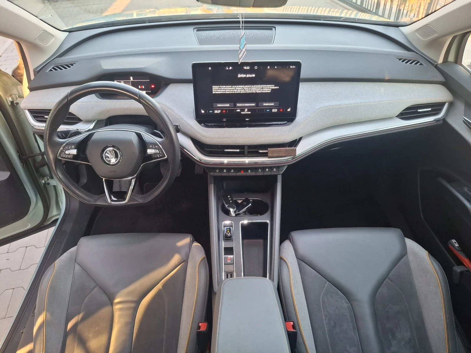 Skoda Enyaq Exclusive EV60kwH Pano/Koja/107.000х.км, снимка 14 - Автомобили и джипове - 54140859