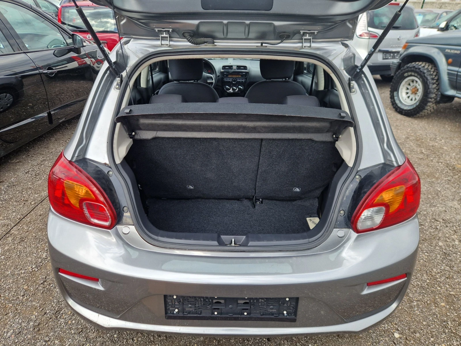 Mitsubishi Space star 1.0i 12v 71HP.EVRO 6B ITALIA, снимка 9 - Автомобили и джипове - 54156961