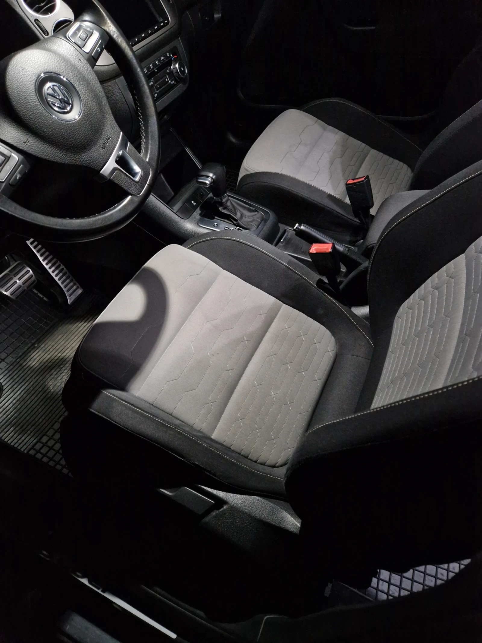 VW Golf Plus Cross, снимка 4 - Автомобили и джипове - 54236559