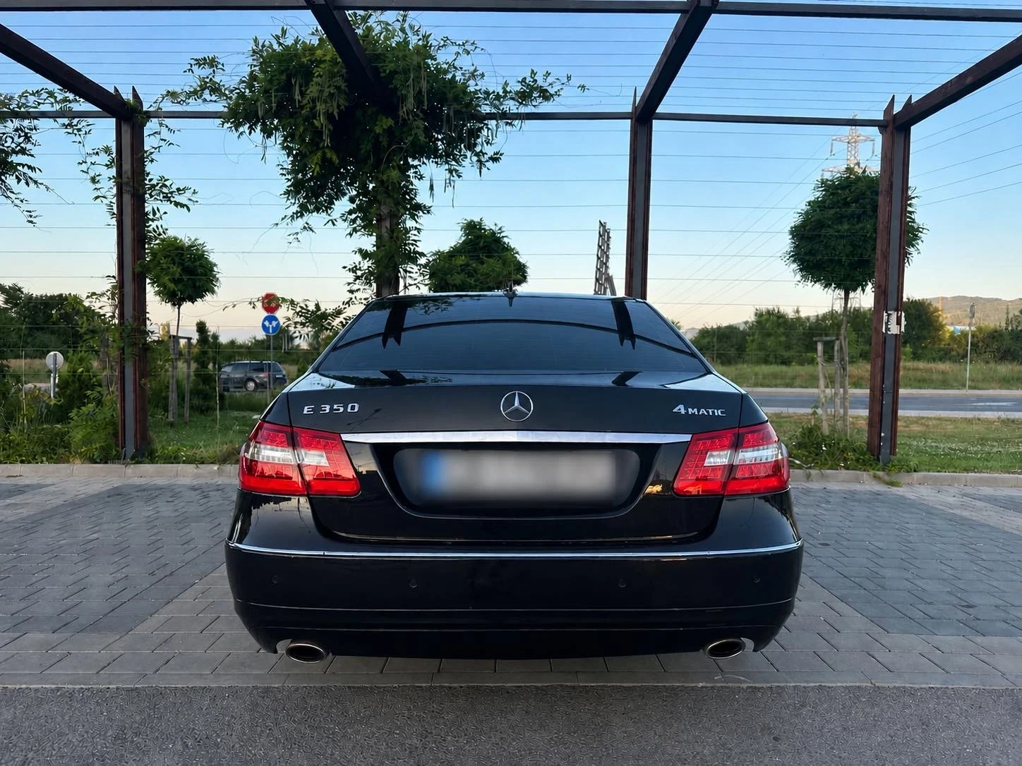 Mercedes-Benz E 350, снимка 10 - Автомобили и джипове - 54379002