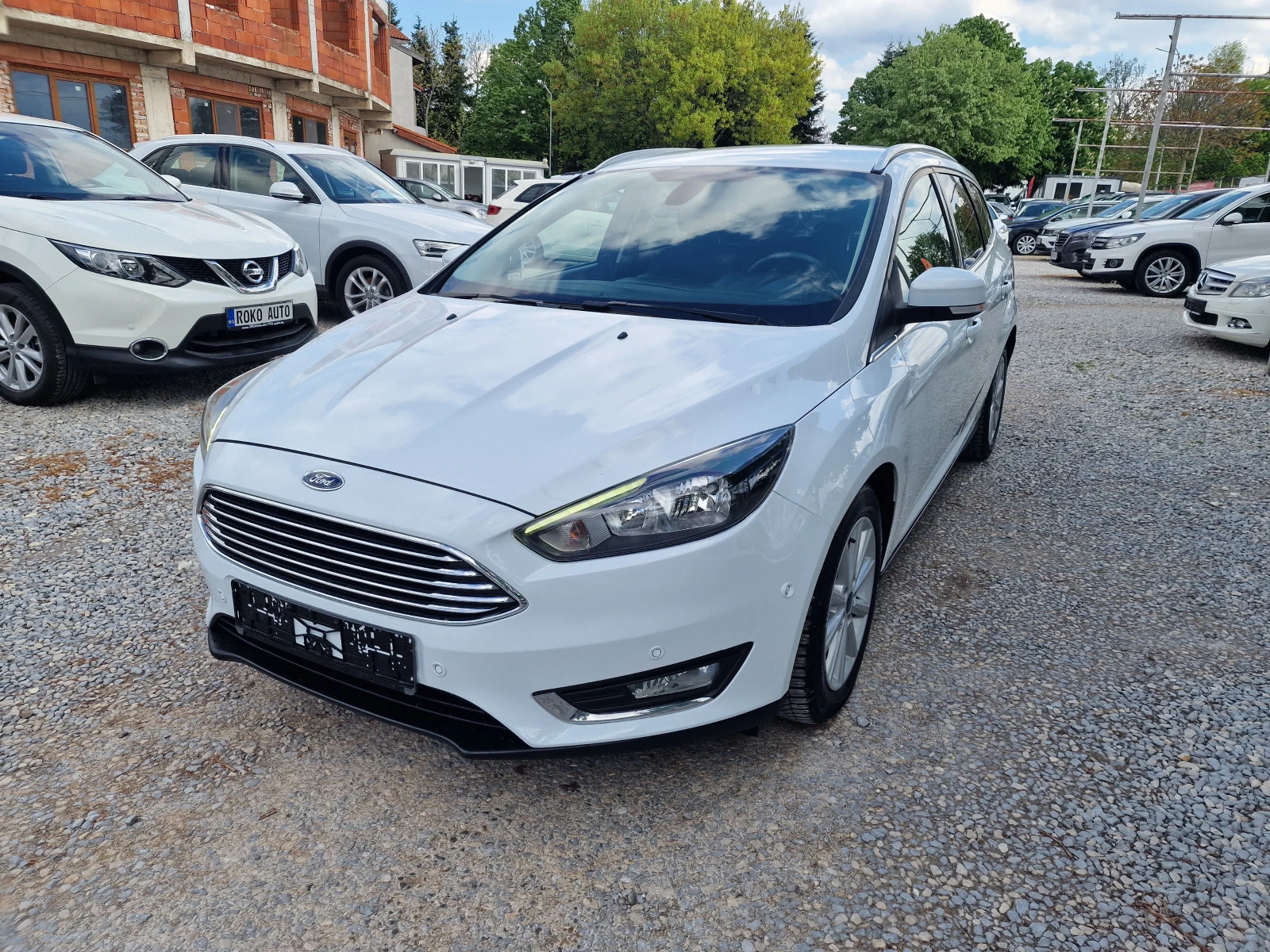 Ford Focus 1.5TDCI-120k.s-6sk-TITANIUM-KEYLESS-NAVI-LED-EURO6, снимка 3 - Автомобили и джипове - 54381102