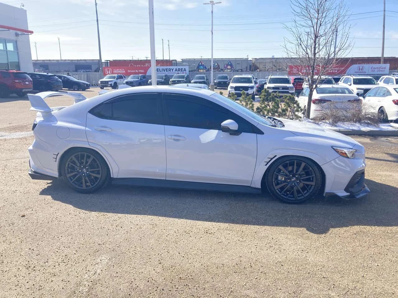 Subaru WRX * Sport tech* ПОДГРЕВ* KEYLESS* PANO* , снимка 3 - Автомобили и джипове - 54395062