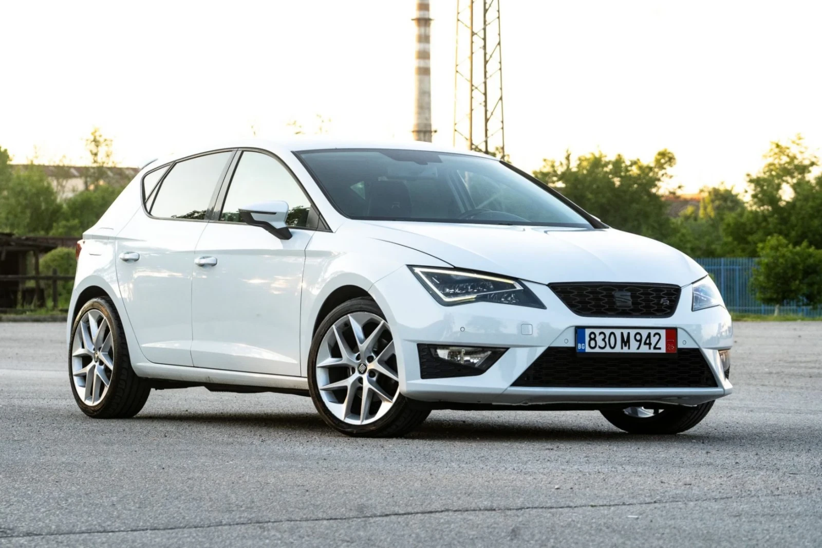 Seat Leon FR, снимка 5 - Автомобили и джипове - 54693390