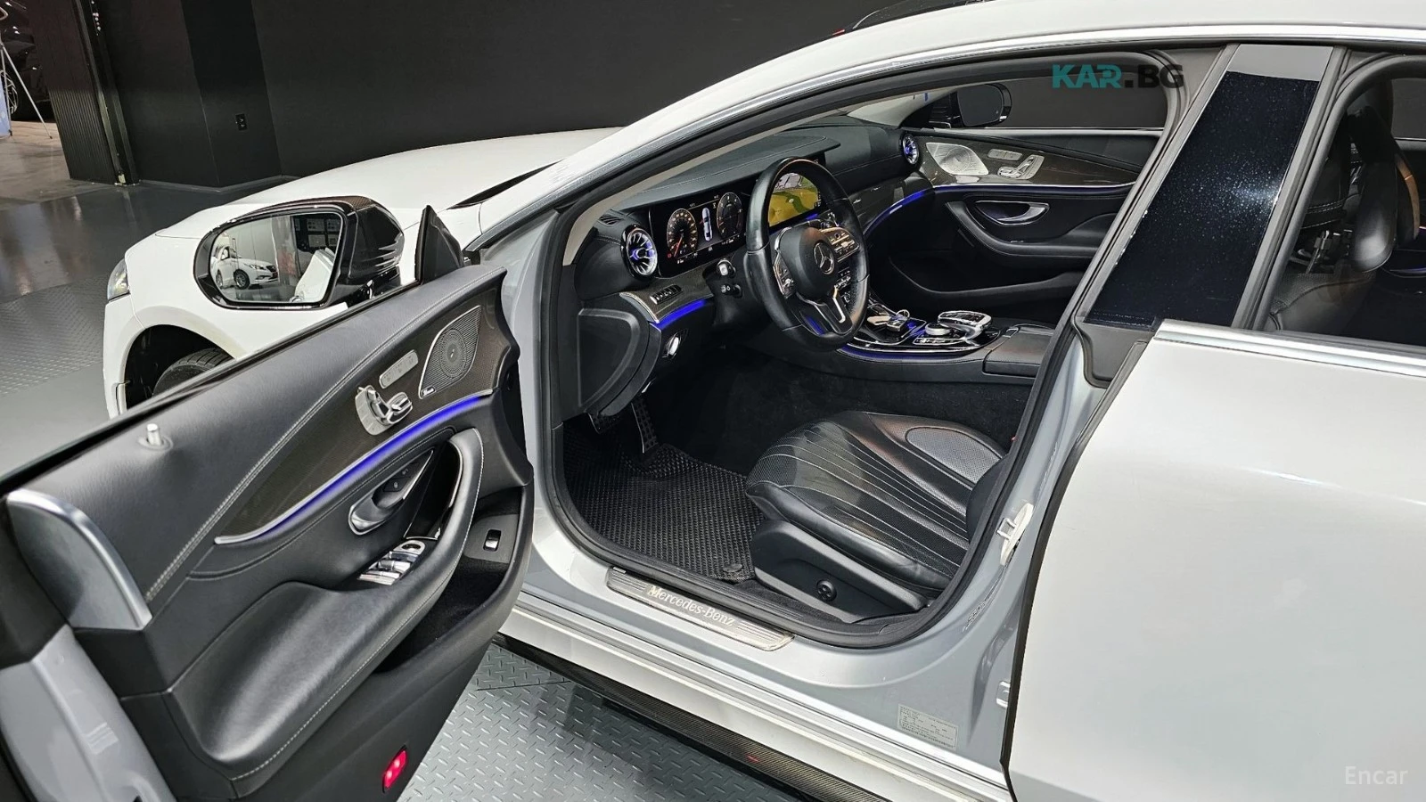 Mercedes-Benz CLS 400 4MATIC* AMG-LINE* DRIVE-ASSIST* 360CAM* BURMESTER*, снимка 6 - Автомобили и джипове - 54769344