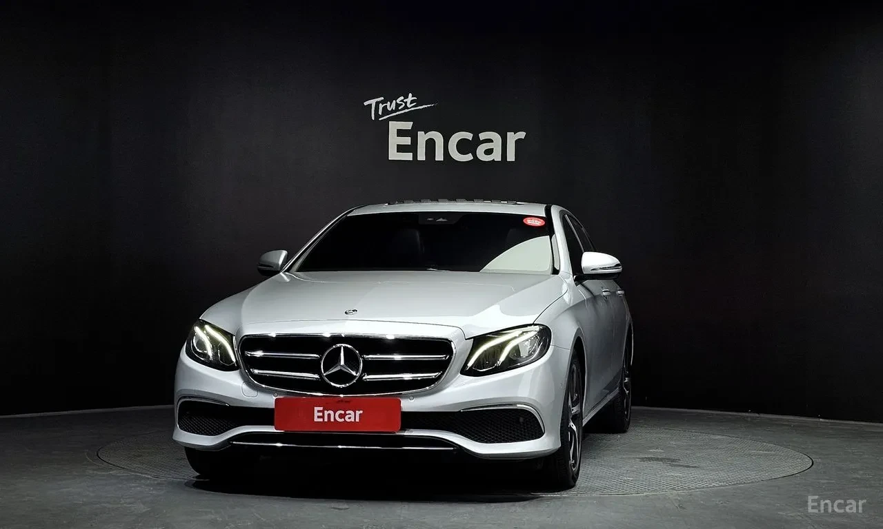 Mercedes-Benz E 250 2.0 Avantgarde, Подгрев, Navi, Задна камера