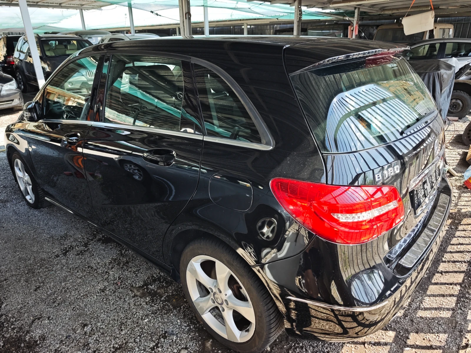 Mercedes-Benz B 180 134х.км. Нов внос Италия , снимка 4 - Автомобили и джипове - 54977248