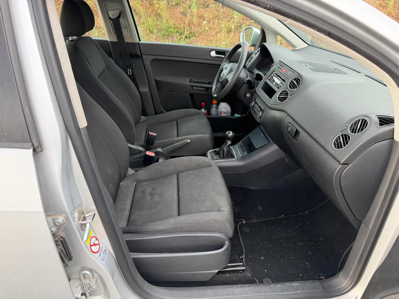 VW Golf Plus 1, 6 ДИЗЕЛ, снимка 10 - Автомобили и джипове - 55137008