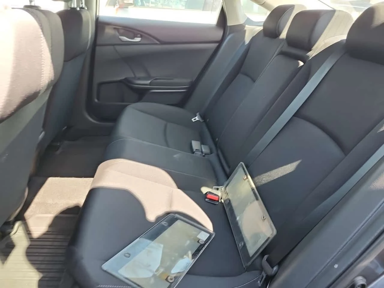 Honda Civic * SE * CARFAX * ОПЦИЯ ЗА ФИНАНСИРАНЕ, снимка 11 - Автомобили и джипове - 55189643