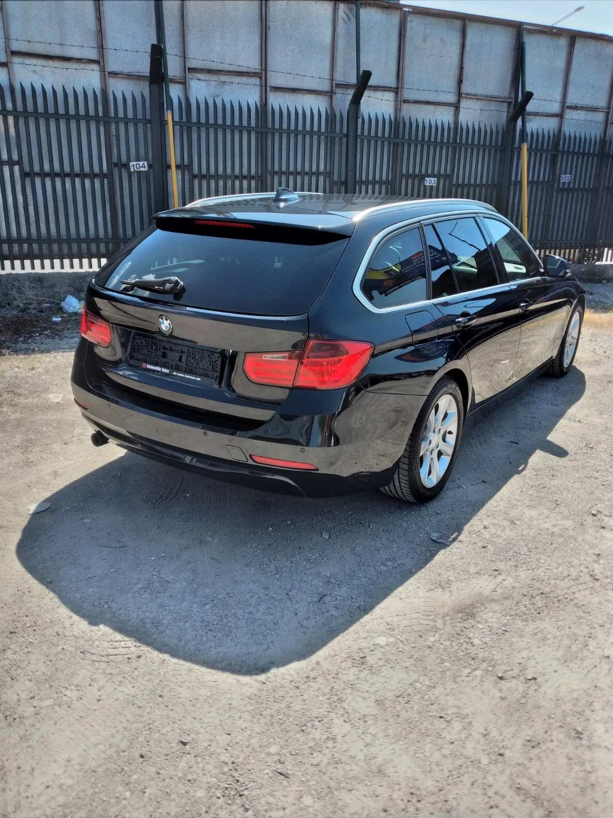 BMW 318 d Touring/Navi Business, снимка 4 - Автомобили и джипове - 55503629