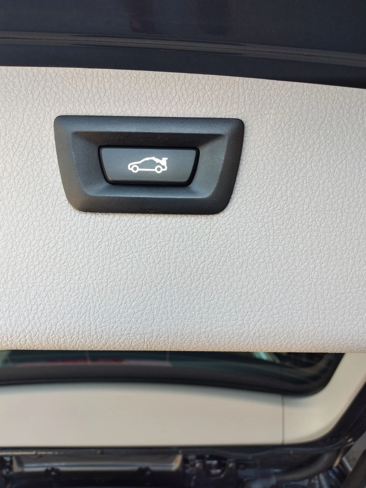 BMW 318 d Touring/Navi Business, снимка 17 - Автомобили и джипове - 55503629