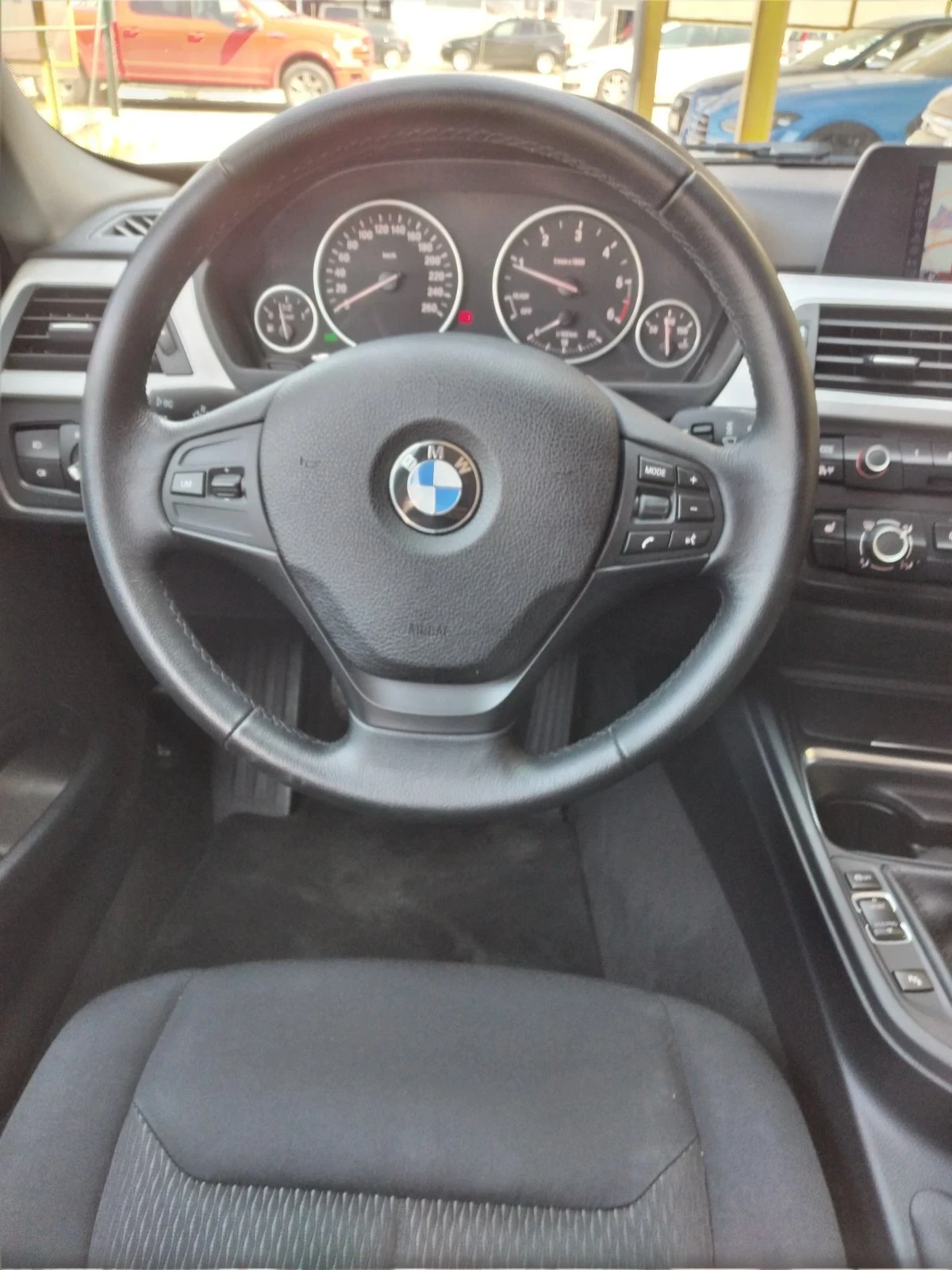BMW 318 d Touring/Navi Business, снимка 15 - Автомобили и джипове - 55503629