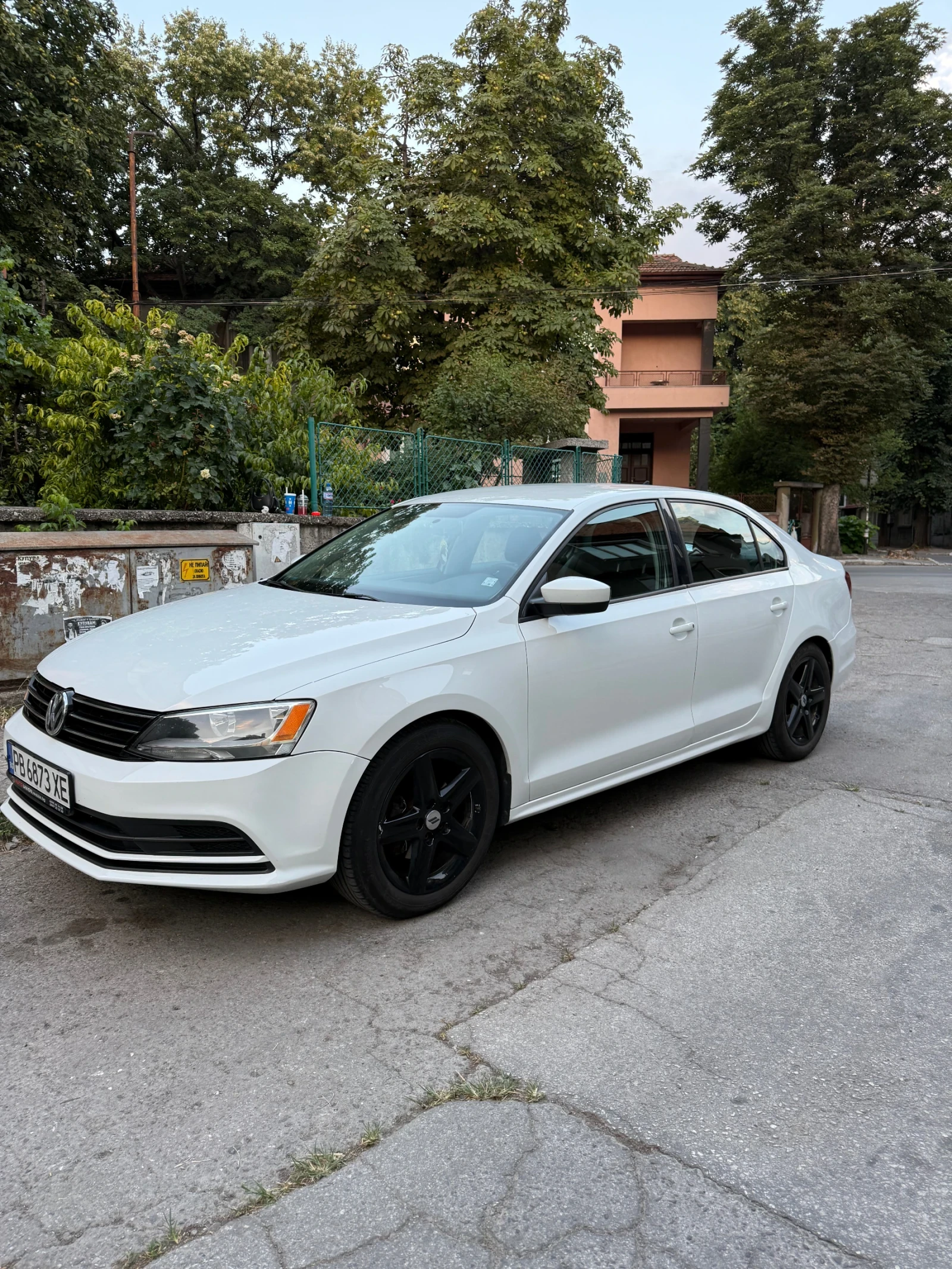 VW Jetta, снимка 2 - Автомобили и джипове - 55608634