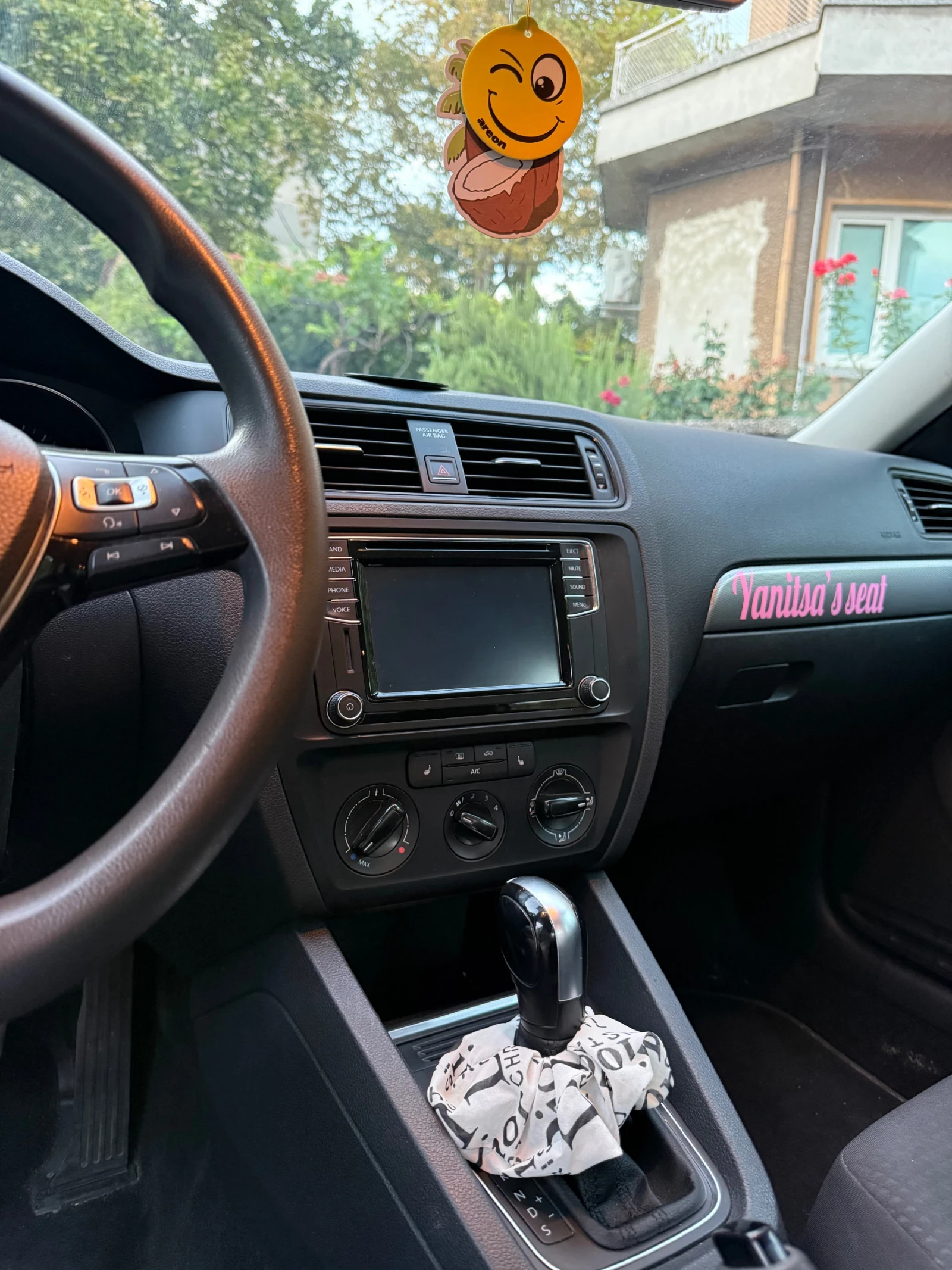 VW Jetta, снимка 12 - Автомобили и джипове - 55608634