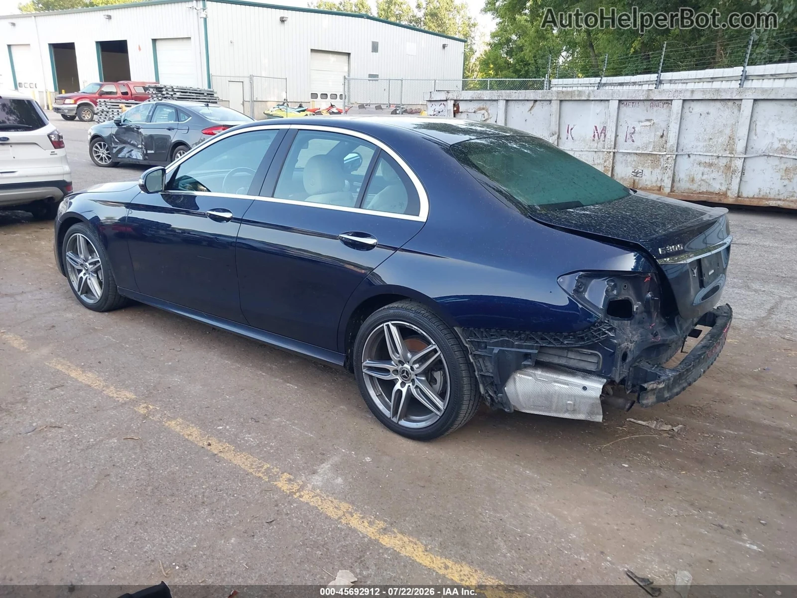 Mercedes-Benz E 300 AMG* BURMESTER* 4MATIC* FACE* Цена до БГ, снимка 6 - Автомобили и джипове - 55621767
