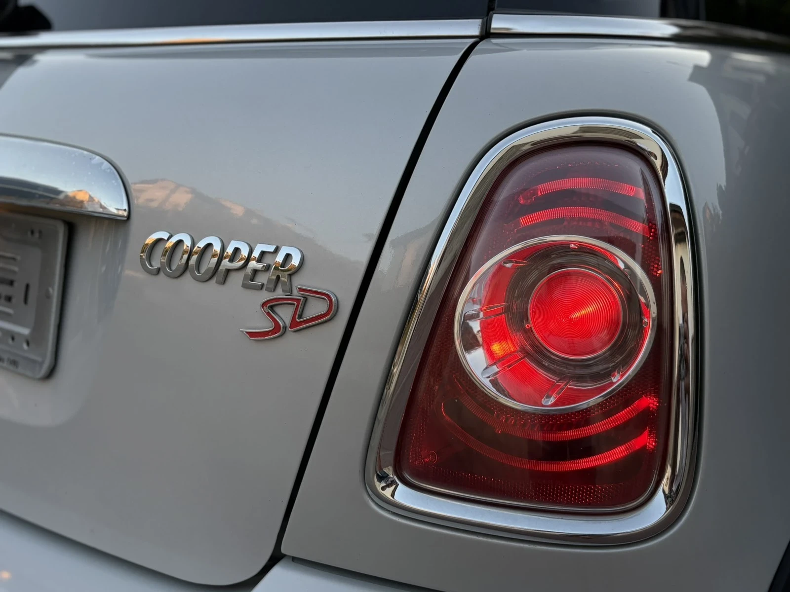Mini Cooper * 2.0SD* R56LCI* ОБСЛУЖЕН* harman/kardon* Navi* , снимка 8 - Автомобили и джипове - 55675751