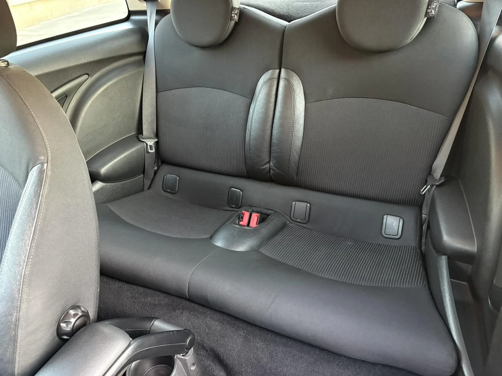 Mini Cooper * 2.0SD* R56LCI* ОБСЛУЖЕН* harman/kardon* Navi* , снимка 16 - Автомобили и джипове - 55675751