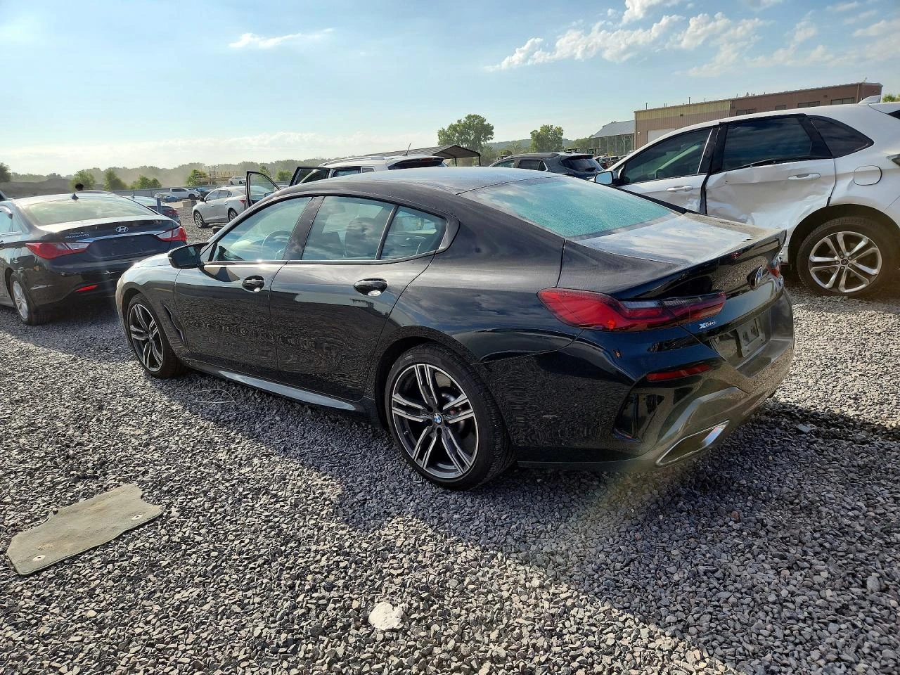 BMW M8 4.4l 50Xi, снимка 2 - Автомобили и джипове - 56025639