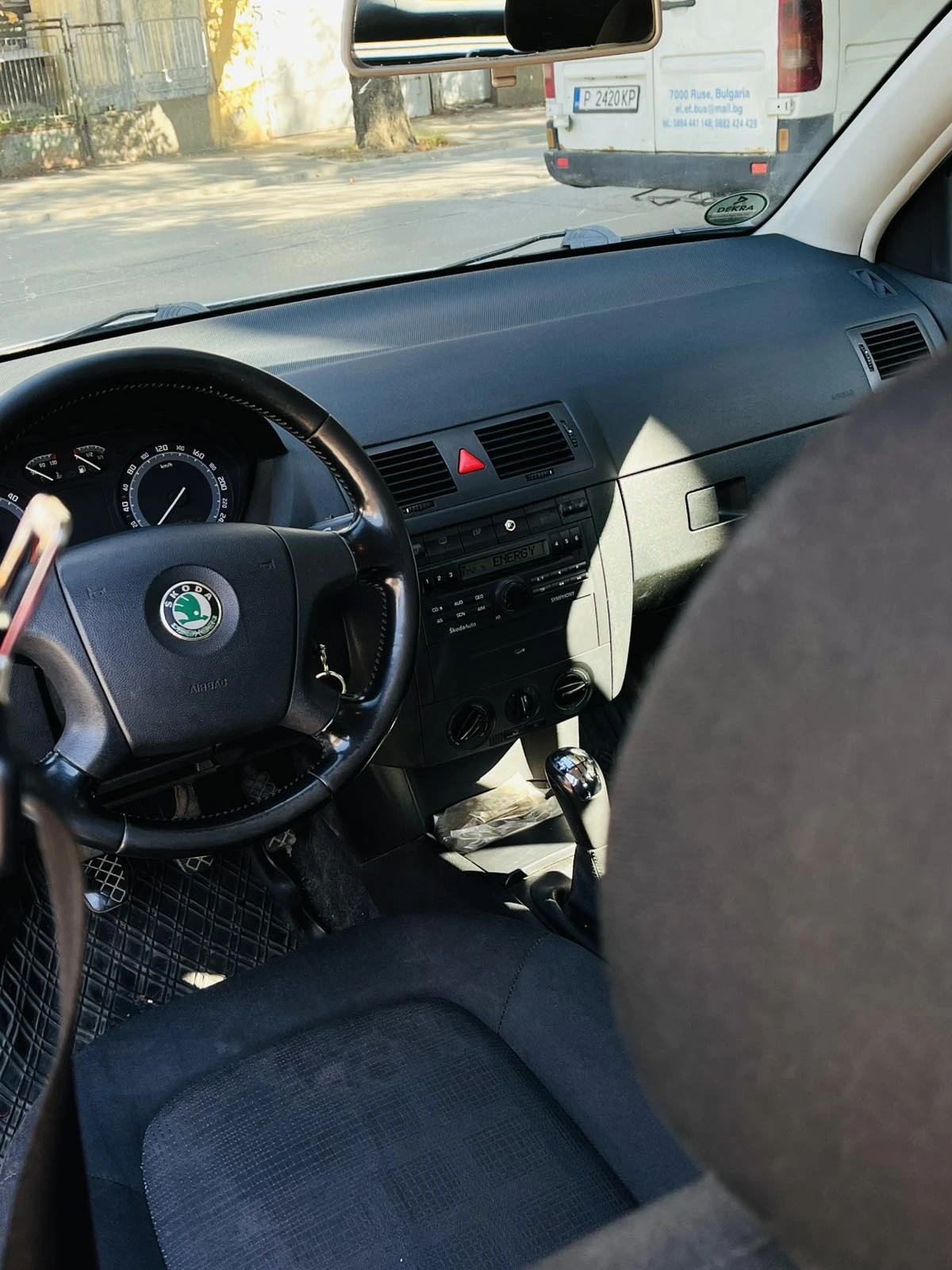 Skoda Fabia, снимка 11 - Автомобили и джипове - 56129688