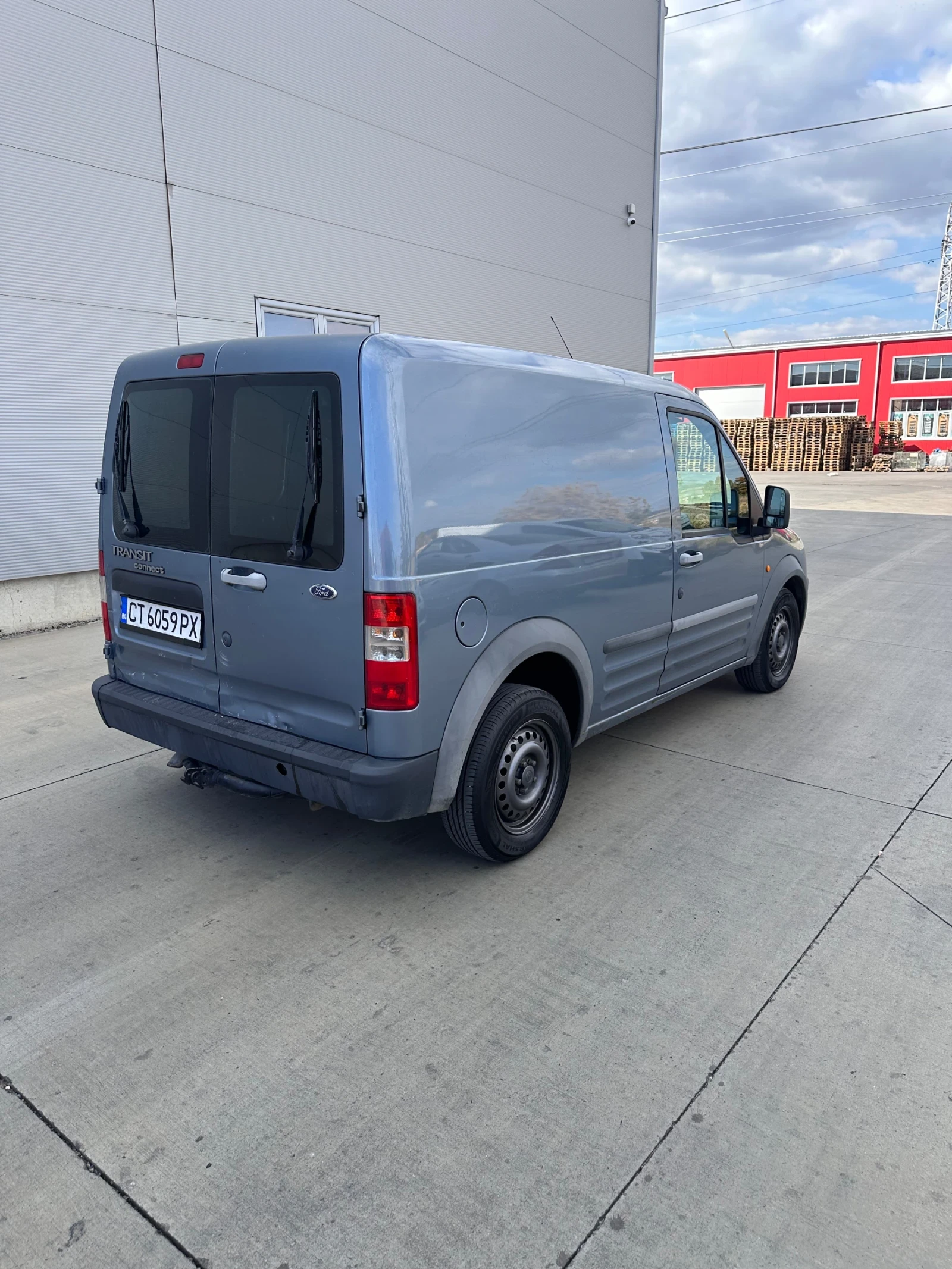 Ford Connect 1.8 TDCI, снимка 3 - Автомобили и джипове - 56172346