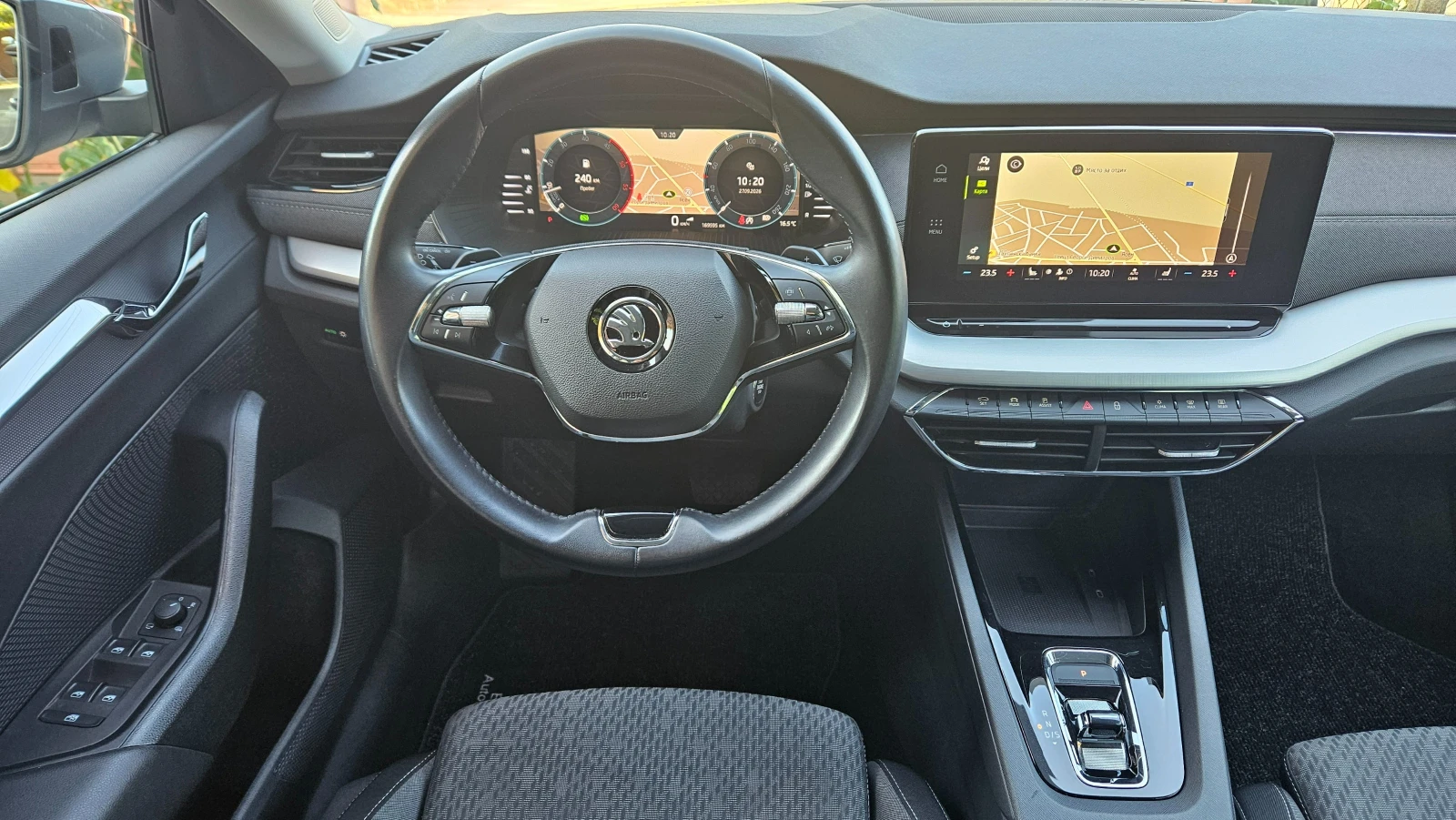 Skoda Octavia, снимка 14 - Автомобили и джипове - 56243296